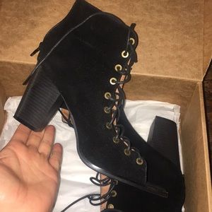 Black lace up heel bootie